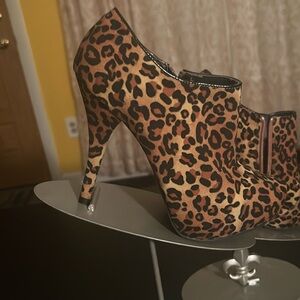 Qupid Leopard Print Booties